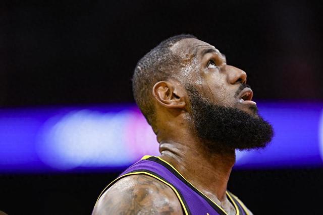 张宁21分山西不敌首钢 邹阳18分福建大胜同曦