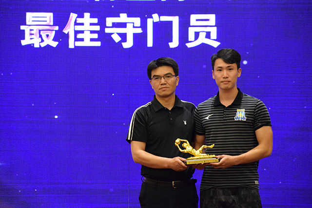 德天空：布兰特将无法出战多特对阵拜仁的比赛