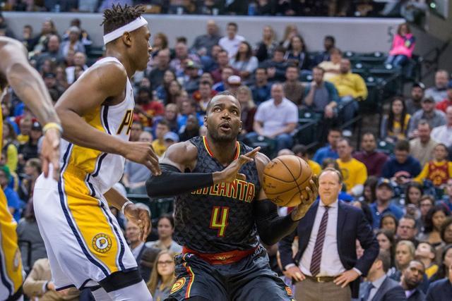 班凯罗36分魔术送尼克斯4连败 黄蜂擒鹰3连胜